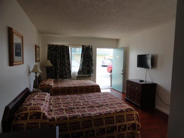 Travel Inn image 5